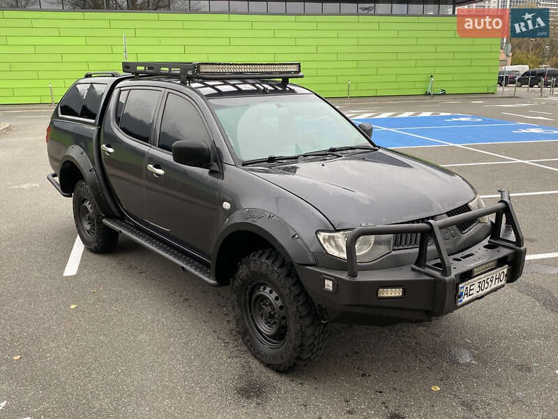 Пикап Mitsubishi L 200 2007 в Киеве фото 3 Пикап Mitsubishi L 200 2007 в Киеве