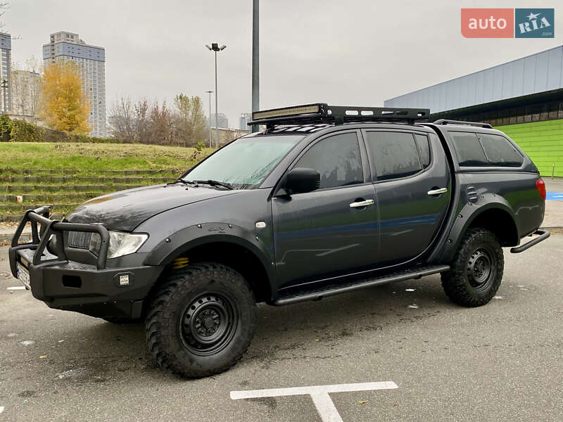 Пикап Mitsubishi L 200 2007 в Киеве фото 5 Пикап Mitsubishi L 200 2007 в Киеве