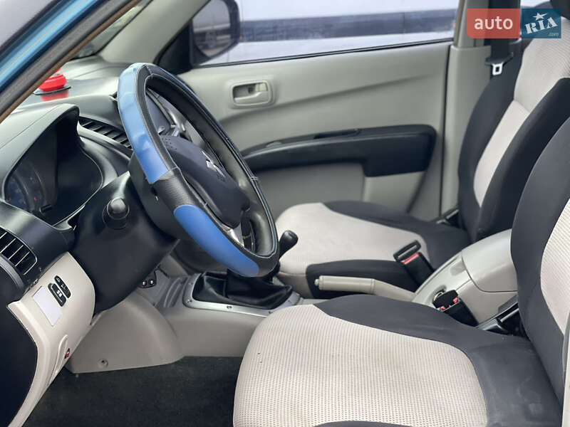 Пікап Mitsubishi L 200 2008 в Житомирі
