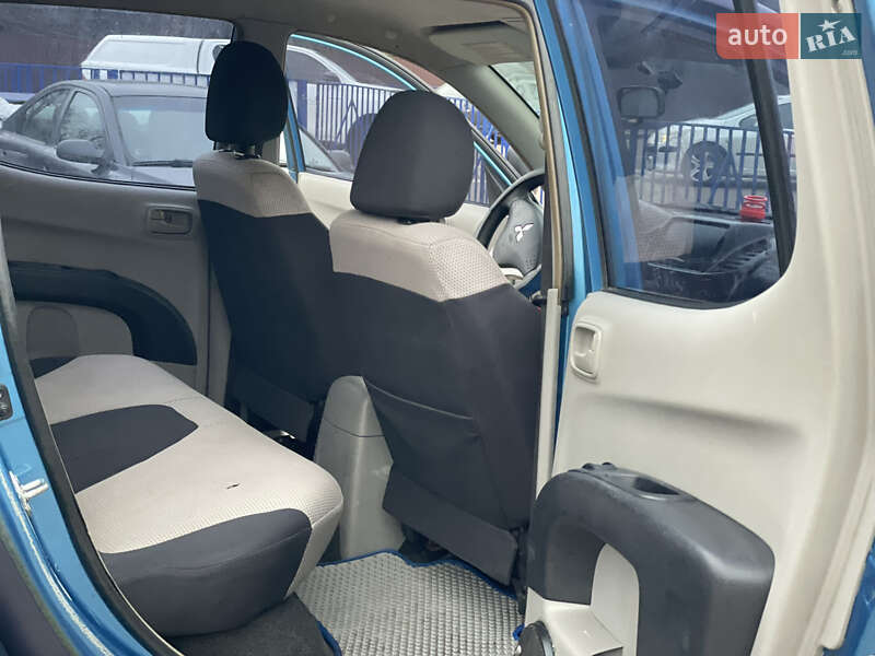 Пікап Mitsubishi L 200 2008 в Житомирі