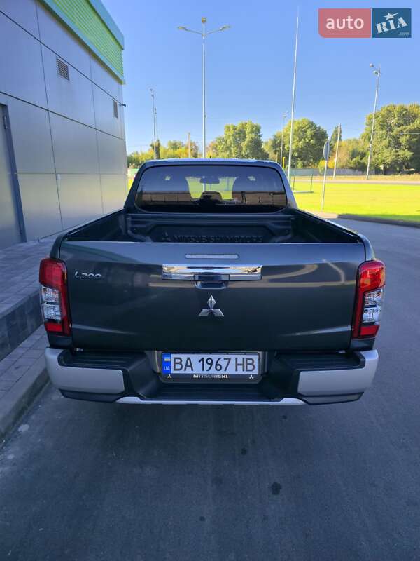Пікап Mitsubishi L 200 2024 в Олександрії фото 11 Пікап Mitsubishi L 200 2024 в Олександрії