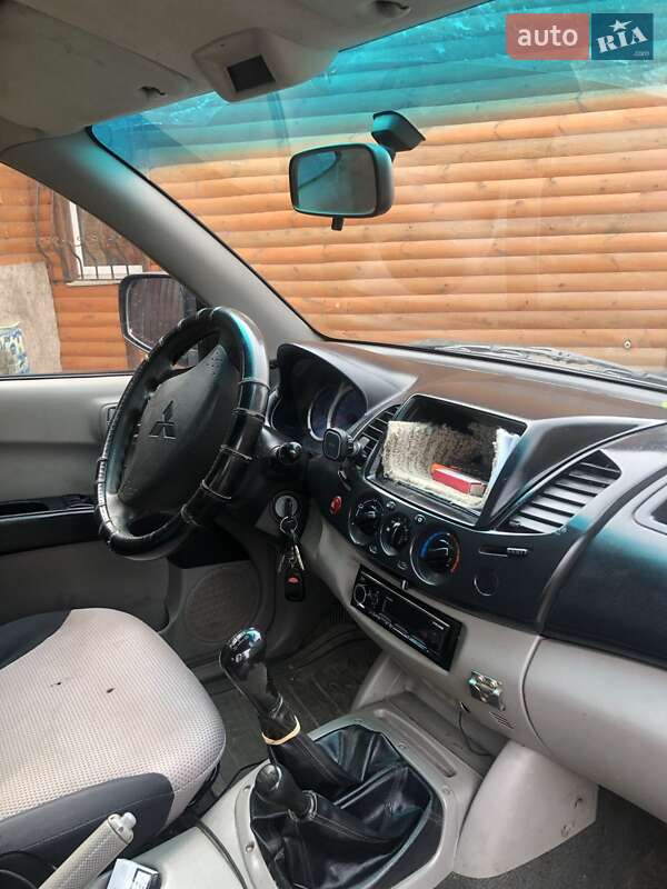 Пикап Mitsubishi L 200 2007 в Гайсине фото 5 Пикап Mitsubishi L 200 2007 в Гайсине