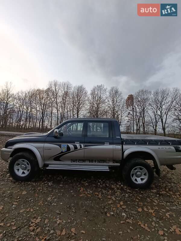 Пикап Mitsubishi L 200 2004 в Конотопе фото Пикап Mitsubishi L 200 2004 в Конотопе