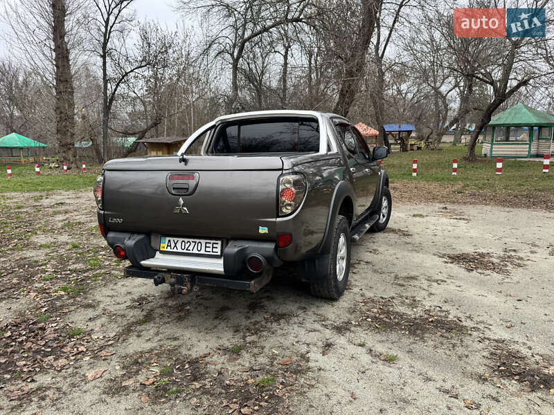 Пікап Mitsubishi L 200 2010 в Харкові
