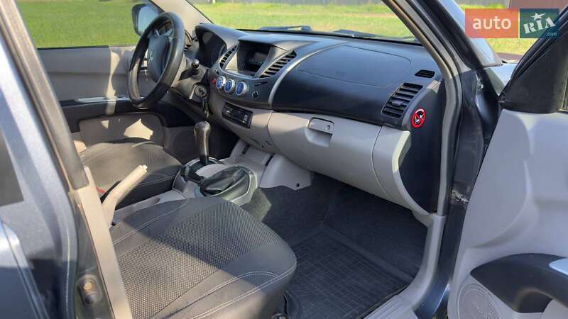 Пікап Mitsubishi L 200 2008 в Білгороді-Дністровському