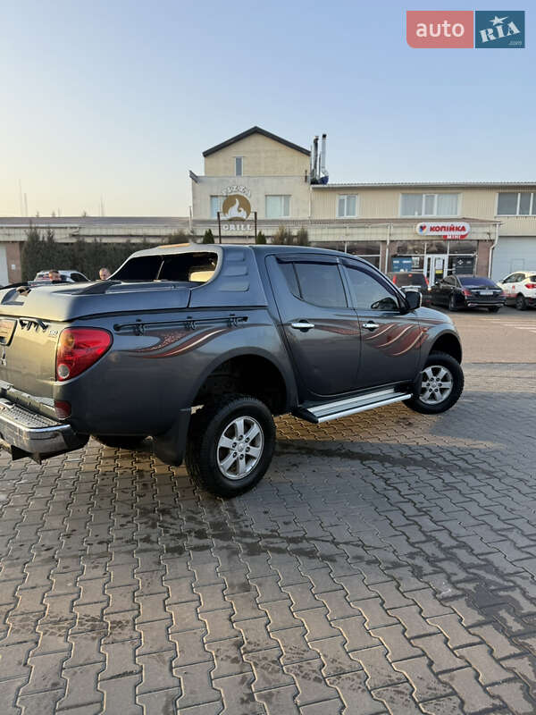 Пікап Mitsubishi L 200 2008 в Одесі фото 5 Пікап Mitsubishi L 200 2008 в Одесі