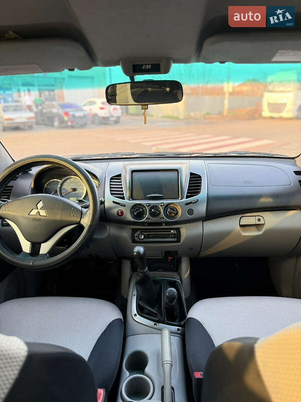 Пікап Mitsubishi L 200 2008 в Одесі фото 11 Пікап Mitsubishi L 200 2008 в Одесі