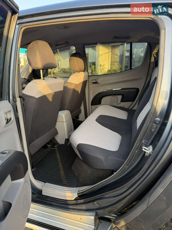 Пікап Mitsubishi L 200 2008 в Одесі фото 13 Пікап Mitsubishi L 200 2008 в Одесі