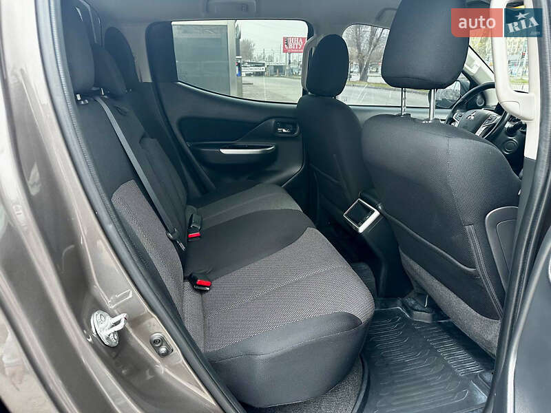 Пікап Mitsubishi L 200 2019 в Дніпрі