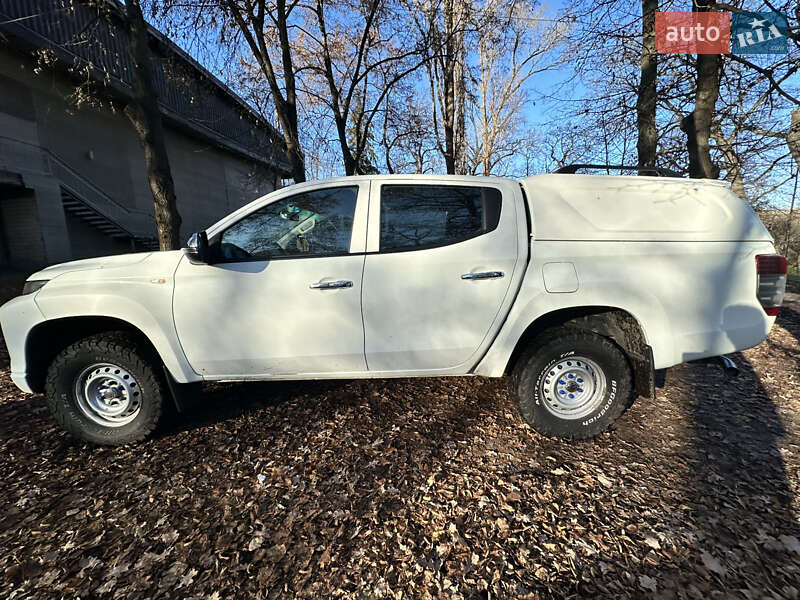 Пикап Mitsubishi L 200 2019 в Киеве