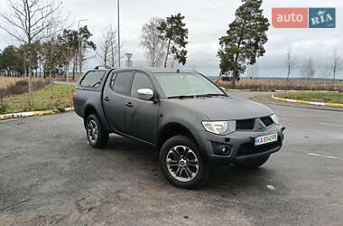 Пікап Mitsubishi L 200 2013 в Києві