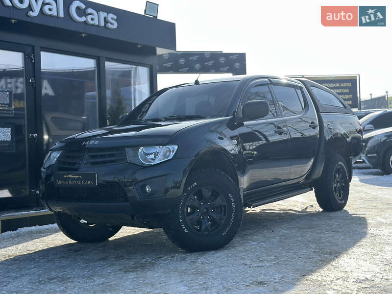 Mitsubishi L 200 2010