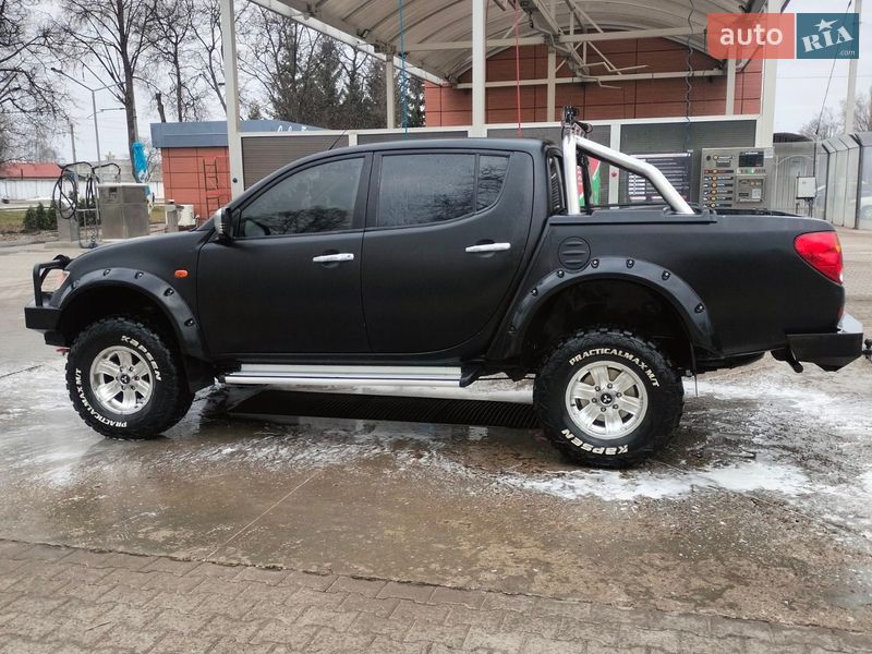 Mitsubishi L 200 2008