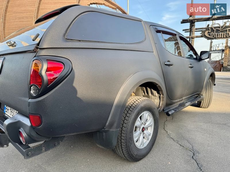 Пикап Mitsubishi L 200 2011 в Одессе