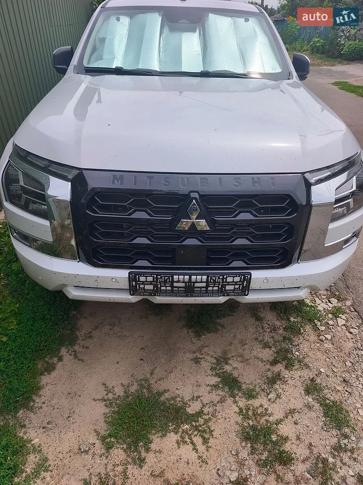2011 Mitsubishi L200 - мініатюра 30
