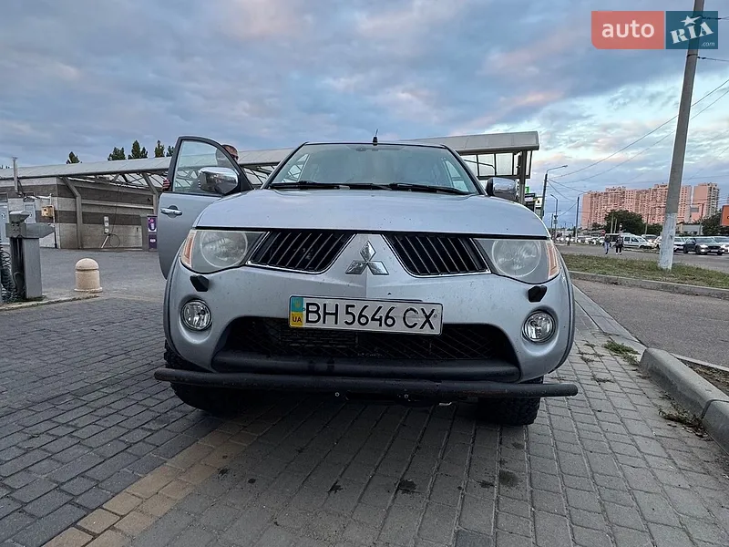 Mitsubishi L 200