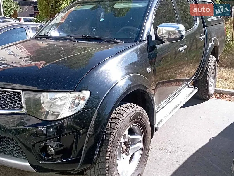 Mitsubishi L 200