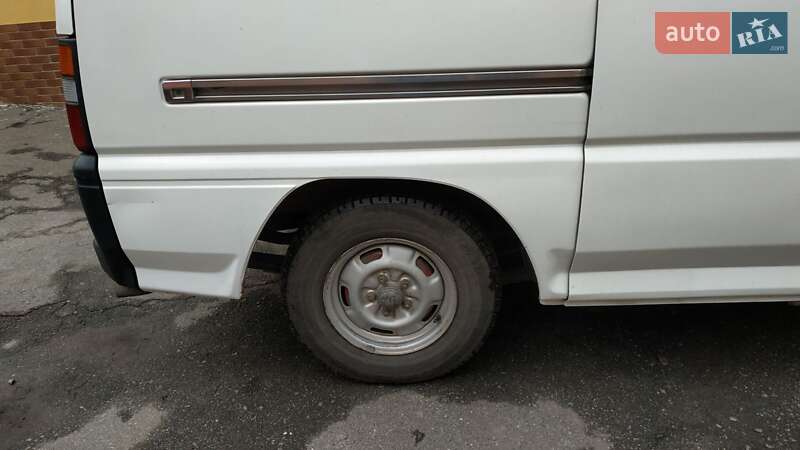 Минивэн Mitsubishi L 300 1997 в Ровно