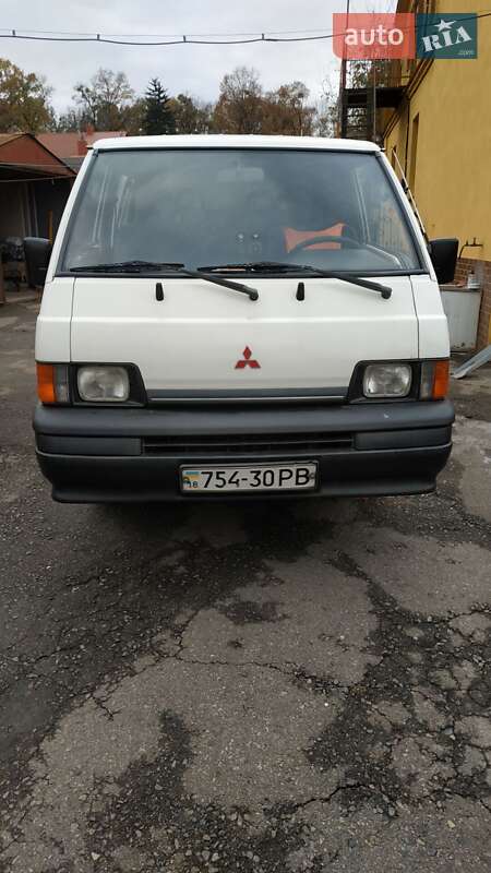 Минивэн Mitsubishi L 300 1997 в Ровно