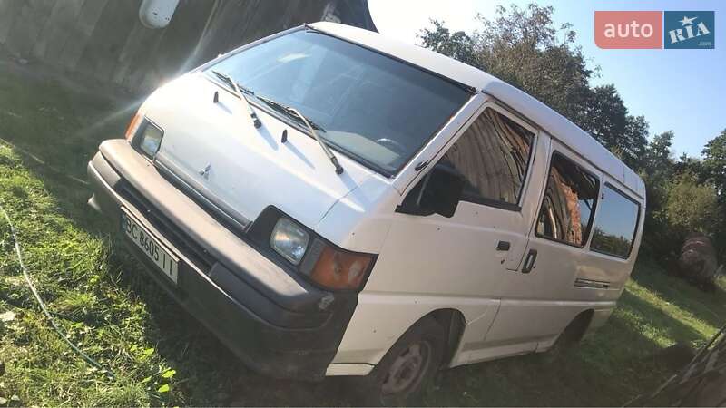 Минивэн Mitsubishi L 300 1996 в Яворове фото 3 Минивэн Mitsubishi L 300 1996 в Яворове