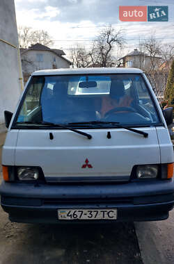 Вантажний фургон Mitsubishi L 300 1983 в Самборі