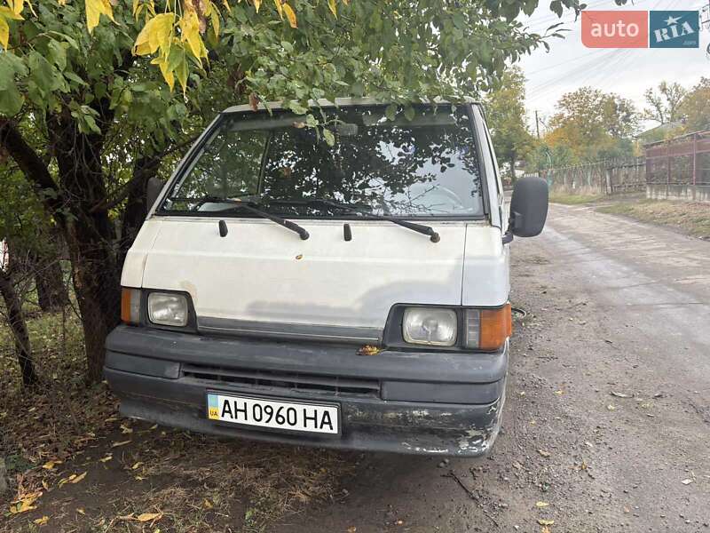 Мінівен Mitsubishi L 300 1995 в 