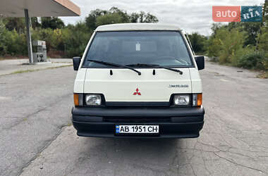 Мінівен Mitsubishi L 300 1993 в 