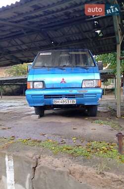 Мінівен Mitsubishi L 300 1988 в 