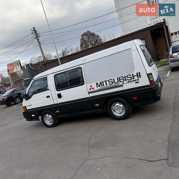 Минивэн Mitsubishi L 300 1995 в Одессе фото 11 Минивэн Mitsubishi L 300 1995 в Одессе