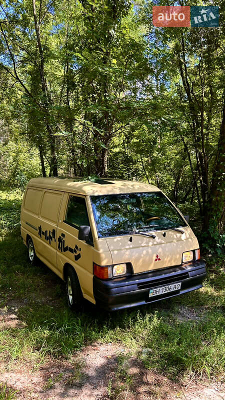 Грузовой фургон Mitsubishi L 300 1999 в Киеве фото 2 Грузовой фургон Mitsubishi L 300 1999 в Киеве