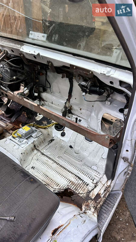 Грузовой фургон Mitsubishi L 300 1999 в Киеве фото 23 Грузовой фургон Mitsubishi L 300 1999 в Киеве