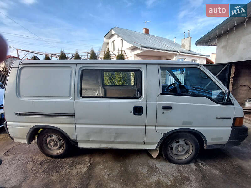 Мінівен Mitsubishi L 300 1985 в Самборі