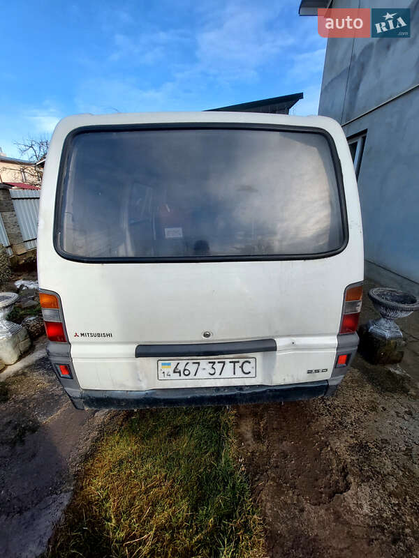 Мінівен Mitsubishi L 300 1985 в Самборі