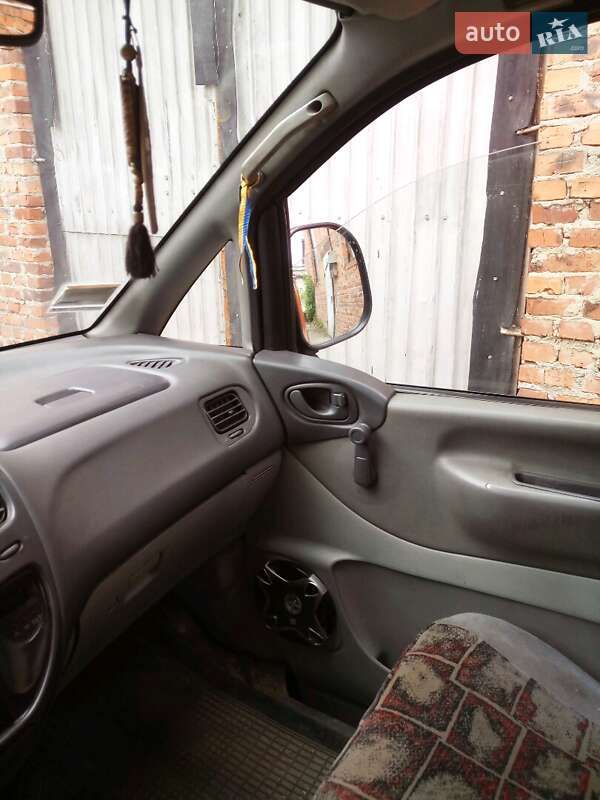 Минивэн Mitsubishi L 400 1998 в Житомире фото 5 Минивэн Mitsubishi L 400 1998 в Житомире