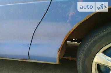Вантажопасажирський фургон Mitsubishi L 400 1999 в 