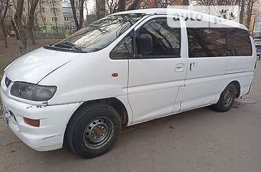 Минивэн Mitsubishi L 400 1999 в 