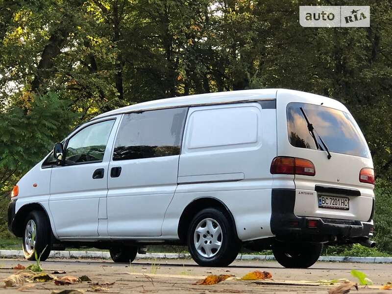Грузопассажирский фургон Mitsubishi L 400 1997 в Дрогобыче