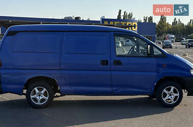 Грузовой фургон Mitsubishi L 400 2000 в 