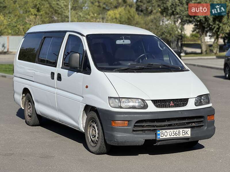 Mitsubishi L 400 2000