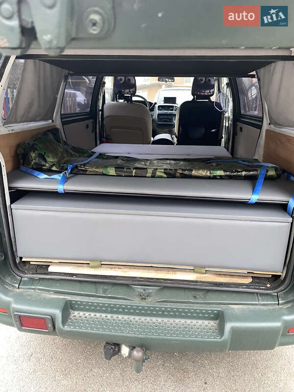 Мінівен Mitsubishi L 400 2000 в Києві