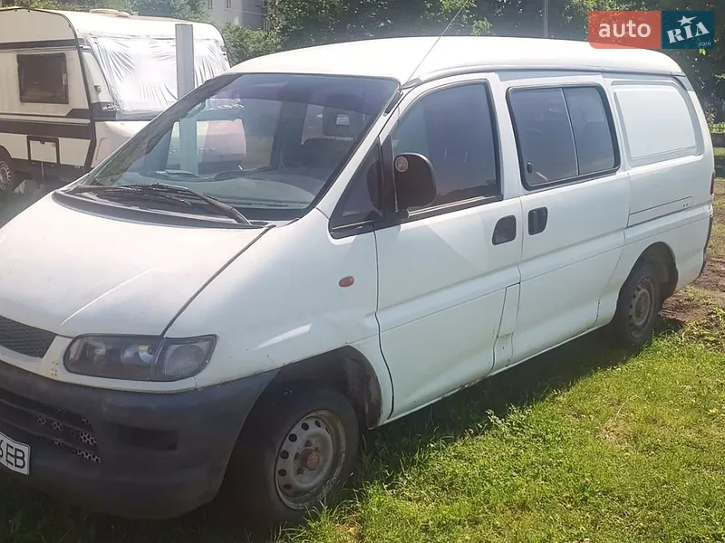 Mitsubishi L 400 1999