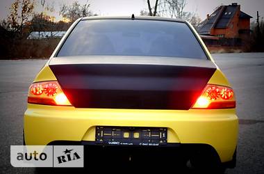 Седан Mitsubishi Lancer Evolution 2004 в 