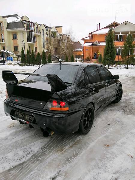 Седан Mitsubishi Lancer Evolution 2004 в Киеве