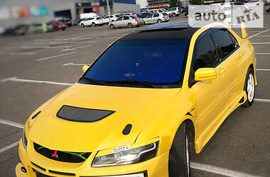 Седан Mitsubishi Lancer Evolution 2004 в Харькове