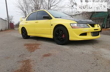Седан Mitsubishi Lancer Evolution 2004 в 