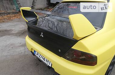 Седан Mitsubishi Lancer Evolution 2004 в 