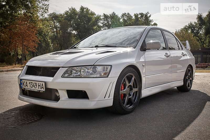 Седан Mitsubishi Lancer Evolution 2002 в Києві