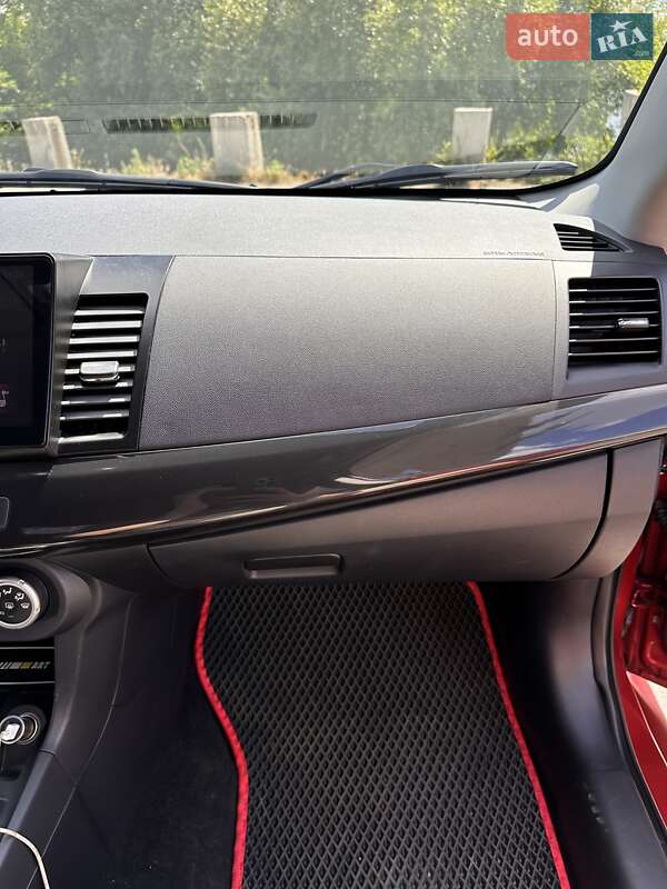Седан Mitsubishi Lancer Evolution 2008 в Днепре