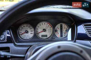 Седан Mitsubishi Lancer Evolution 2002 в 