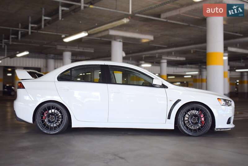 Седан Mitsubishi Lancer Evolution 2008 в Краковце